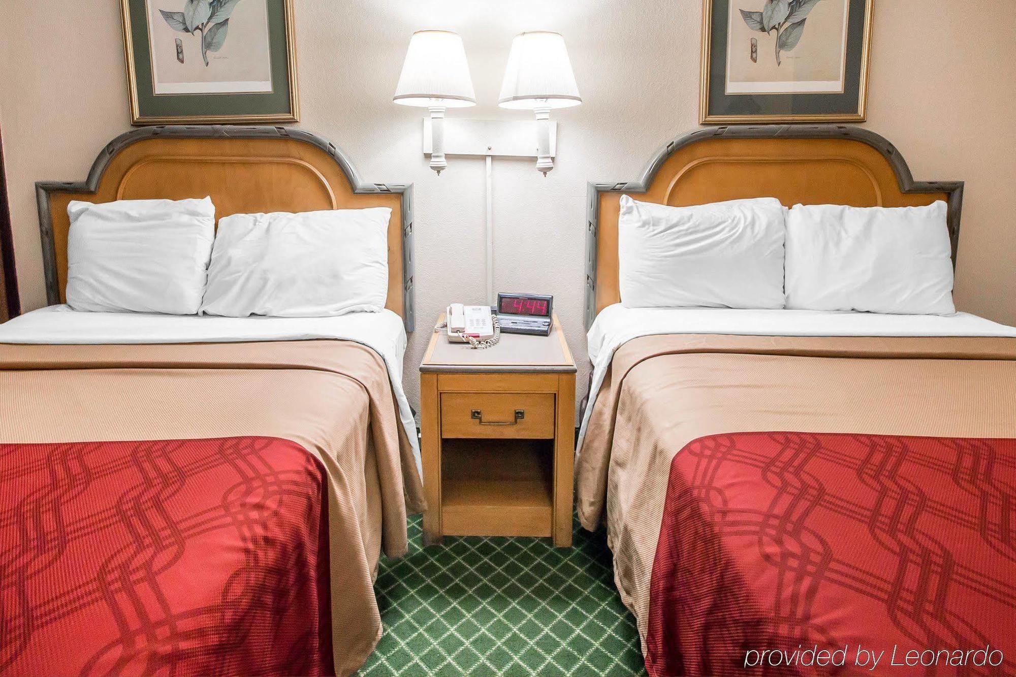 Econo Lodge Pooler - Savannah I-95 מראה חיצוני תמונה