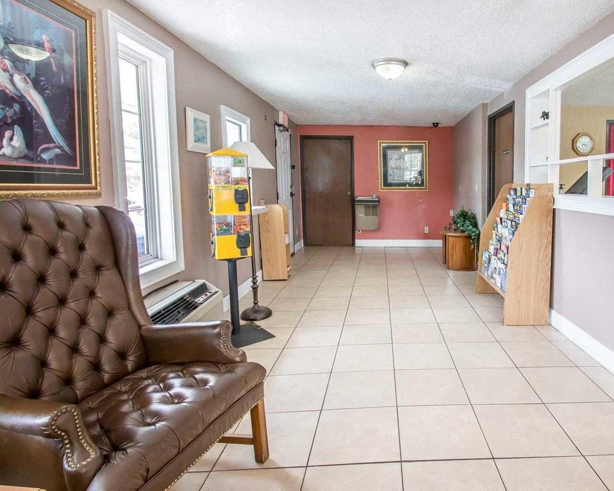 Econo Lodge Pooler - Savannah I-95 מראה חיצוני תמונה